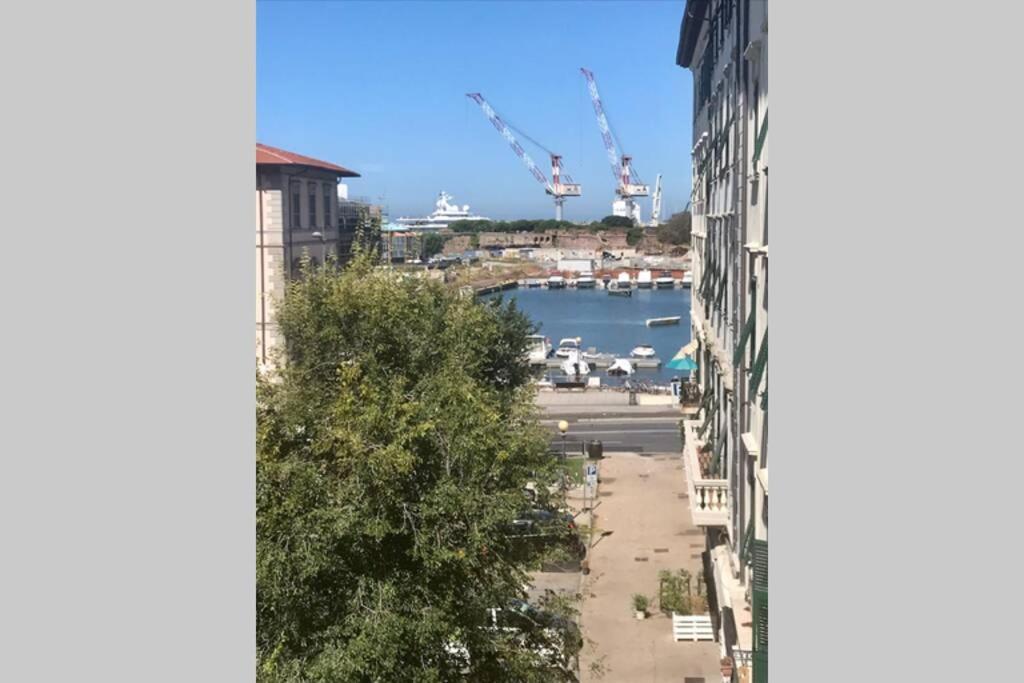 Sweet Apartment Fronte Mare - Livorno Exterior foto